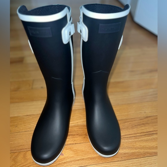 HUNTER REFINED SLIM FIT MID CALF BOOTS SIZE 6 - Picture 8 of 11